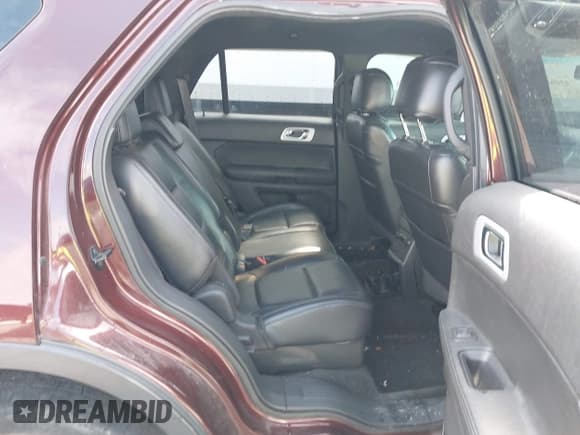 ✅ 2012 Ford Explorer XLT • VIN: 1FMHK8D80CGA71928 • Лот: 43492024. Опубликован ранее на IAAI с пробегом 263 514 миль. Бесплатный доступ к архиву аукционных продаж из США и подробный отчёт об истории автомобиля на DreamBid. Изображение 8.