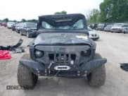 ✅ 2008 Jeep Wrangler Unlimited Sahara • VIN: 1J8GA59148L516756 • Lot: 43039933. Wystawiony na IAAI z przebiegiem 181 558 mil. Bezpłatny archiwum sprzedaży aukcyjnych z USA i szczegółowy raport historii pojazdu na DreamBid. Zdjęcie 13.