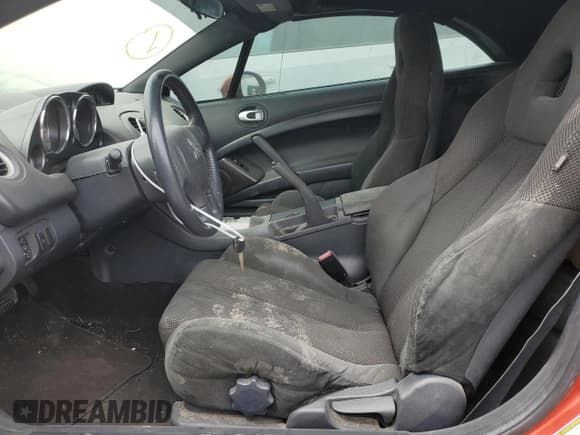 ✅ 2008 Mitsubishi Eclipse GS • VIN: 4A3AL25F98E039380 • Lot: 70479844. Wystawiony na Copart z przebiegiem 140 317 mil. Bezpłatny archiwum sprzedaży aukcyjnych z USA i szczegółowy raport historii pojazdu na DreamBid. Zdjęcie 7.