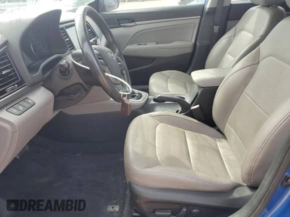 2017 Hyundai Elantra Limited z VIN 5NPD84LF3HH053193, wystawiony jako Copart lot #82223155 z przebiegiem 163 749 mil mil oraz Szkoda całkowita • Salvage title. Historia ofert i sprzedaży dostępna na DreamBid. Obrazek 7.