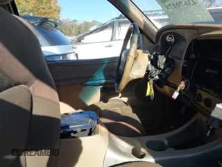 ✅ 2002 Ford Explorer Sport Value • VIN: 1FMYU60E32UD52776 • Лот: 43670179. Опубликован ранее на IAAI с пробегом 188 117 миль. Бесплатный доступ к архиву аукционных продаж из США и подробный отчёт об истории автомобиля на DreamBid. Изображение 5.