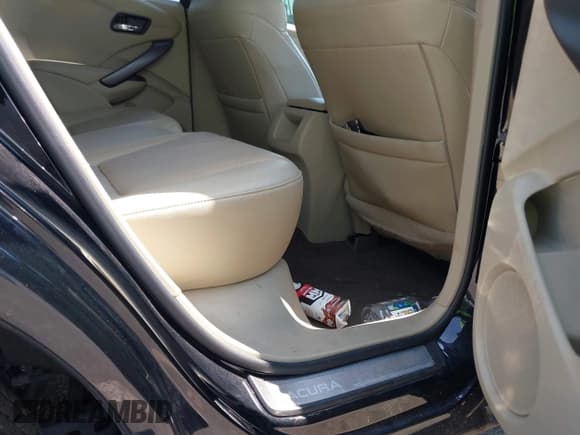 ✅ 2015 Acura RDX • VIN: 5J8TB4H30FL030833 • Lot: 42816191. Wystawiony na IAAI z przebiegiem Nie podano. Bezpłatny archiwum sprzedaży aukcyjnych z USA i szczegółowy raport historii pojazdu na DreamBid. Zdjęcie 11.