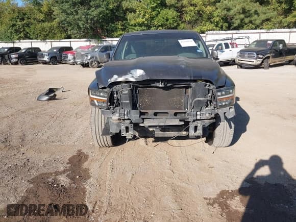 ✅ 2016 Ram 1500 Express • VIN: 1C6RR6KT6GS125307 • Lot: 43376510. Wystawiony na IAAI z przebiegiem 116 398 mil. Bezpłatny archiwum sprzedaży aukcyjnych z USA i szczegółowy raport historii pojazdu na DreamBid. Zdjęcie 6.