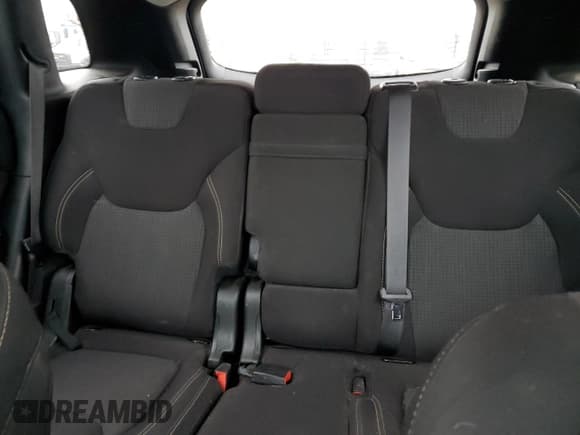 ✅ 2017 Jeep Cherokee Latitude • VIN: 1C4PJMCB6HW536928 • Lot: 92514315. Wystawiony na Copart z przebiegiem 211 612 mil. Bezpłatny archiwum sprzedaży aukcyjnych z USA i szczegółowy raport historii pojazdu na DreamBid. Zdjęcie 10.