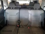 ✅ 2019 Chevrolet Traverse LS • VIN: 1GNERFKW0KJ141011 • Lot: 69295155. Wystawiony na Copart z przebiegiem 129 258 mil. Bezpłatny archiwum sprzedaży aukcyjnych z USA i szczegółowy raport historii pojazdu na DreamBid. Zdjęcie 10.