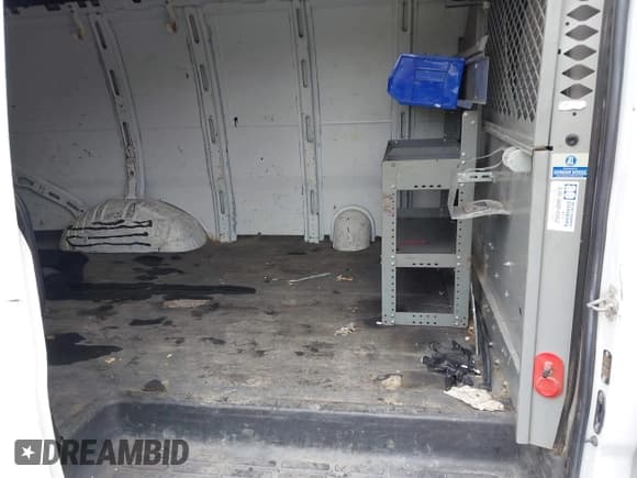 ✅ 2010 Chevrolet Express Cargo • VIN: 1GCUGADX0A1162118 • Lot: 42162387. Listed on IAAI with 239,238 mi. Free auction sales archive from the USA and detailed vehicle history report at DreamBid. Image 8.