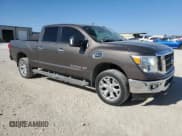 ✅ 2017 Nissan Titan SV • VIN: 1N6AA1F28HN551630 • Лот: 87104504. Опубликован ранее на Copart с пробегом 136 518 миль. Бесплатный доступ к архиву аукционных продаж из США и подробный отчёт об истории автомобиля на DreamBid. Изображение 4.