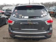 ✅ 2015 Nissan Pathfinder Platinum • VIN: 5N1AR2MM0FC717407 • Лот: 43905805. Опубликован ранее на IAAI с пробегом 166 922 миль. Бесплатный доступ к архиву аукционных продаж из США и подробный отчёт об истории автомобиля на DreamBid. Изображение 16.