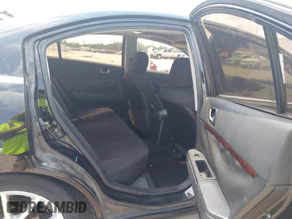 ✅ 2011 Mitsubishi Galant ES • VIN: 4A32B3FF6BE007988 • Лот: 42943897. Опубликован ранее на IAAI с пробегом 110 818 миль. Бесплатный доступ к архиву аукционных продаж из США и подробный отчёт об истории автомобиля на DreamBid. Изображение 8.