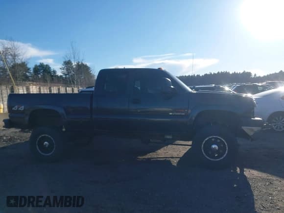 ✅ 2005 Chevrolet Silverado 2500HD LS • VIN: 1GCHK29U05E326924 • Лот: 43746774. Опубликован ранее на IAAI с пробегом 212 811 миль. Бесплатный доступ к архиву аукционных продаж из США и подробный отчёт об истории автомобиля на DreamBid. Изображение 13.