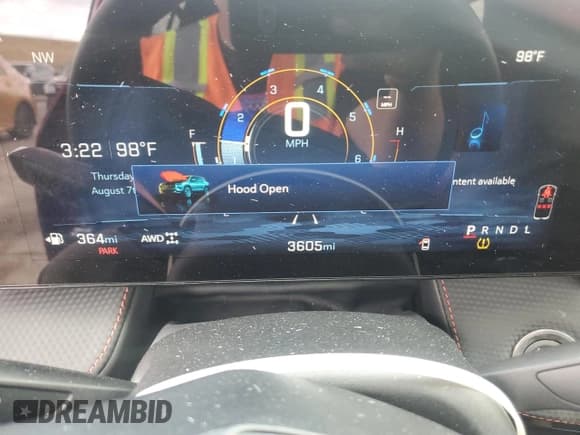 ✅ 2025 Chevrolet Equinox AWD RS • VIN: 3GNAXTEG7SL108152 • Lot: 67972525. Wystawiony na Copart z przebiegiem 3 605 mil. Bezpłatny archiwum sprzedaży aukcyjnych z USA i szczegółowy raport historii pojazdu na DreamBid. Zdjęcie 9.