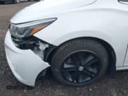 ✅ 2017 Chevrolet Cruze LT • VIN: 1G1BE5SM8H7281628 • Lot: 43505703. Listed on IAAI with 90,462 mi. Free auction sales archive from the USA and detailed vehicle history report at DreamBid. Image 17.