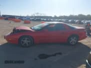 ✅ 1997 Pontiac Firebird Firebird • VIN: 2G2FS22K1V2222006 • Lot: 43672519. Wystawiony na IAAI z przebiegiem 81 575 mil. Bezpłatny archiwum sprzedaży aukcyjnych z USA i szczegółowy raport historii pojazdu na DreamBid. Zdjęcie 15.