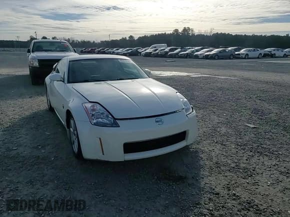 ✅ 2005 Nissan 350Z Enthusiast • VIN: JN1AZ34DX5M601623 • Lot: 86072564. Listed on Copart with 74,090 mi. Free auction sales archive from the USA and detailed vehicle history report at DreamBid. Image 11.