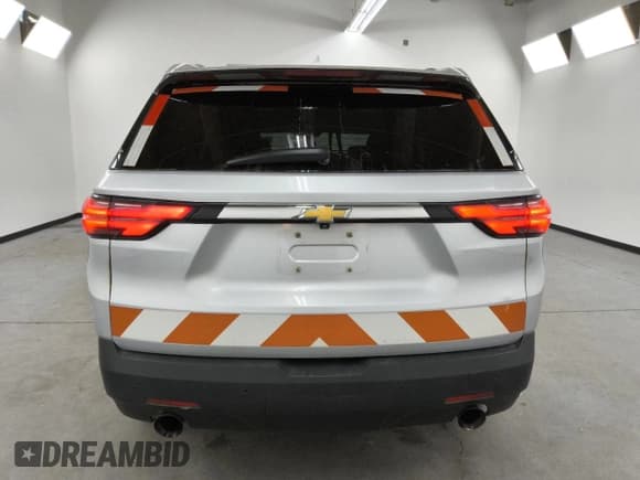 ✅ 2022 Chevrolet Traverse LT Cloth • VIN: 1GNEVMKW6NJ171683 • Lot: 90921995. Listed on Copart with 383,421 mi. Free auction sales archive from the USA and detailed vehicle history report at DreamBid. Image 6.