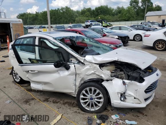 ✅ 2017 Ford Fiesta Titanium • VIN: 3FADP4CJ9HM139406 • Лот: 64456345. Опубликован ранее на Copart с пробегом Не указан. Бесплатный доступ к архиву аукционных продаж из США и подробный отчёт об истории автомобиля на DreamBid. Изображение 4.