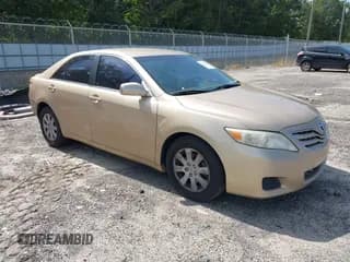 ✅ 2010 Toyota Camry XLE • VIN: 4T1BK3EK2AU110987 • Лот: 43179357. Опубликован ранее на IAAI с пробегом 230 882 миль. Бесплатный доступ к архиву аукционных продаж из США и подробный отчёт об истории автомобиля на DreamBid. Изображение 1.