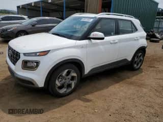 2025 Hyundai Venue SEL z VIN KMHRC8A37SU369872, wystawiony jako Copart lot #68613985 z przebiegiem 2 684 mil mil oraz Szkoda całkowita • Salvage title. Historia ofert i sprzedaży dostępna na DreamBid. Obrazek 1.