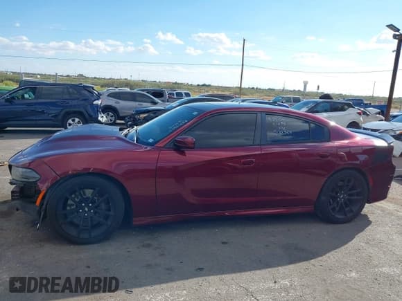 ✅ 2017 Dodge Charger R/T Scat Pack • VIN: 2C3CDXGJ9HH602173 • Lot: 43420648. Wystawiony na IAAI z przebiegiem 84 737 mil. Bezpłatny archiwum sprzedaży aukcyjnych z USA i szczegółowy raport historii pojazdu na DreamBid. Zdjęcie 14.