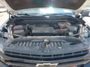 ✅ 2019 Chevrolet Silverado 1500 LT Trail Boss • VIN: 3GCPYFED3KG123716 • Lot: 42710140. Wystawiony na IAAI z przebiegiem 118 170 mil. Bezpłatny archiwum sprzedaży aukcyjnych z USA i szczegółowy raport historii pojazdu na DreamBid. Zdjęcie 10.