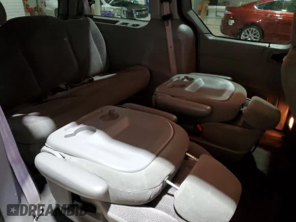 ✅ 2000 Ford Windstar SE • VIN: 2FMZA5249YBA58406 • Lot: 49252775. Listed on Copart with Not provided. Free auction sales archive from the USA and detailed vehicle history report at DreamBid. Image 11.