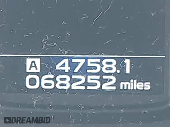 ✅ 2014 Subaru Legacy Limited • VIN: 4S3BMDM62E2005070 • Lot: 42674653. Wystawiony na IAAI z przebiegiem 68 252 mil. Bezpłatny archiwum sprzedaży aukcyjnych z USA i szczegółowy raport historii pojazdu na DreamBid. Zdjęcie 16.