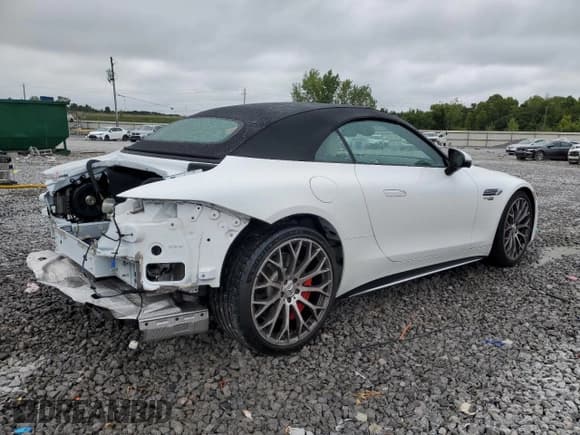 ✅ 2022 Mercedes-Benz SL 55 AMG • VIN: W1KVK8AB8NF007304 • Лот: 66520795. Опубликован ранее на Copart с пробегом 28 381 миль. Бесплатный доступ к архиву аукционных продаж из США и подробный отчёт об истории автомобиля на DreamBid. Изображение 3.