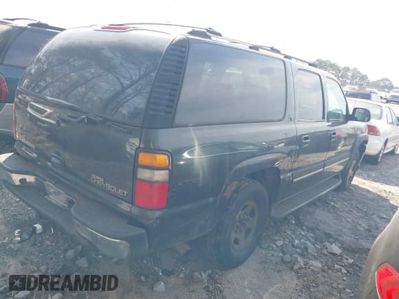 ✅ 2004 Chevrolet Suburban Z71 • VIN: 3GNFK16Z34G298648 • Лот: 41682538. Опубликован ранее на IAAI с пробегом 241 174 миль. Бесплатный доступ к архиву аукционных продаж из США и подробный отчёт об истории автомобиля на DreamBid. Изображение 4.