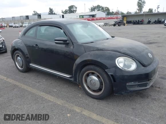 ✅ 2012 Volkswagen Beetle 2.5L PZEV • VIN: 3VWJP7AT3CM629218 • Лот: 43218793. Опубликован ранее на IAAI с пробегом 97 845 миль. Бесплатный доступ к архиву аукционных продаж из США и подробный отчёт об истории автомобиля на DreamBid. Изображение 1.