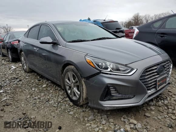 ✅ 2018 Hyundai Sonata Limited • VIN: 5NPE34AF0JH658834 • Лот: 40065663. Опубликован ранее на Copart с пробегом 79 215 миль. Бесплатный доступ к архиву аукционных продаж из США и подробный отчёт об истории автомобиля на DreamBid. Изображение 4.