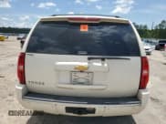 ✅ 2014 Chevrolet Tahoe LTZ • VIN: 1GNSCCE07ER121175 • Лот: 62642925. Опубликован ранее на Copart с пробегом Не указан. Бесплатный доступ к архиву аукционных продаж из США и подробный отчёт об истории автомобиля на DreamBid. Изображение 6.