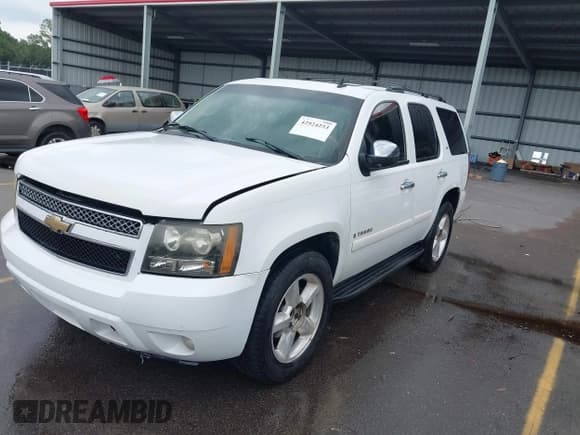 ✅ 2007 Chevrolet Tahoe LT • VIN: 1GNFC13017R377436 • Lot: 42924253. Listed on IAAI with 361,942 mi. Free auction sales archive from the USA and detailed vehicle history report at DreamBid. Image 2.