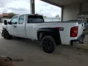 ✅ 2008 Chevrolet Silverado 2500HD 1LT • VIN: 1GCHK29628E206872 • Lot: 66462304. Wystawiony na Copart z przebiegiem 163 063 mil. Bezpłatny archiwum sprzedaży aukcyjnych z USA i szczegółowy raport historii pojazdu na DreamBid. Zdjęcie 2.