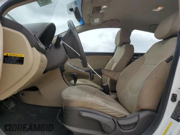 ✅ 2014 Hyundai Accent GLS • VIN: KMHCT4AE4EU600991 • Лот: 51060494. Опубликован ранее на Copart с пробегом 190 087 миль. Бесплатный доступ к архиву аукционных продаж из США и подробный отчёт об истории автомобиля на DreamBid. Изображение 7.