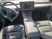 ✅ 2025 Tesla Model Y Long Range • VIN: 7SAYGDED7SA342535 • Лот: 81254225. Опубликован ранее на Copart с пробегом 12 638 миль. Бесплатный доступ к архиву аукционных продаж из США и подробный отчёт об истории автомобиля на DreamBid. Изображение 8.