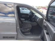 ✅ 2019 Dodge Durango SXT • VIN: 1C4RDHAG6KC644609 • Lot: 43482305. Wystawiony na IAAI z przebiegiem 107 467 mil. Bezpłatny archiwum sprzedaży aukcyjnych z USA i szczegółowy raport historii pojazdu na DreamBid. Zdjęcie 5.