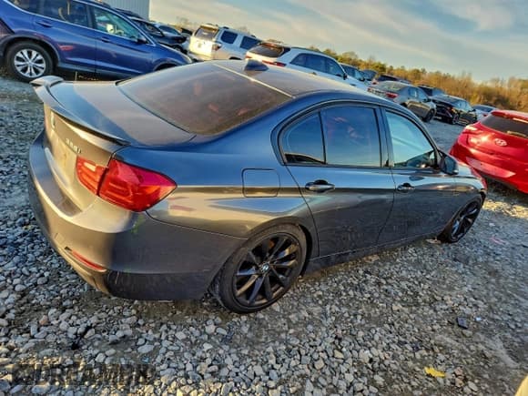 ✅ 2012 BMW 3 Series 328i • VIN: WBA3A5C5XCF259012 • Lot: 96278085. Wystawiony na Copart z przebiegiem 163 034 mil. Bezpłatny archiwum sprzedaży aukcyjnych z USA i szczegółowy raport historii pojazdu na DreamBid. Zdjęcie 3.