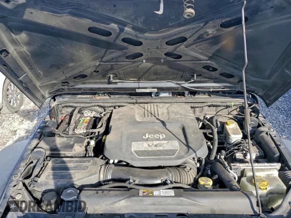 ✅ 2014 Jeep Wrangler Unlimited Sport • VIN: 1C4BJWDG1EL116734 • Lot: 94406335. Listed on Copart with 95,890 mi. Free auction sales archive from the USA and detailed vehicle history report at DreamBid. Image 11.