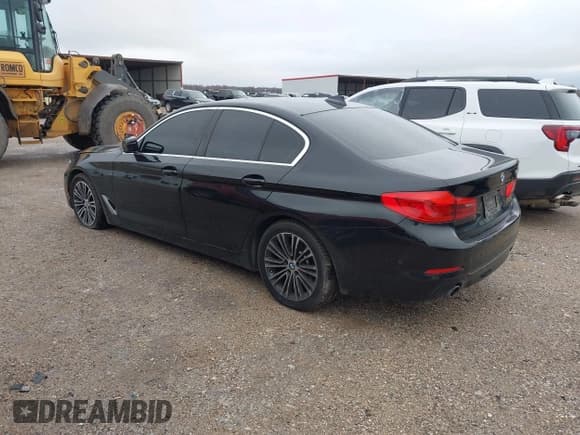 ✅ 2019 BMW 5 Series 530i • VIN: WBAJA5C52KWW06869 • Lot: 41494078. Listed on IAAI with 71,415 mi. Free auction sales archive from the USA and detailed vehicle history report at DreamBid. Image 3.