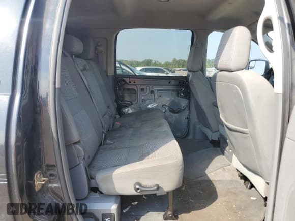 ✅ 2006 Dodge 1500 SLT • VIN: 3D7KS19D96G253732 • Lot: 72061325. Wystawiony na Copart z przebiegiem 199 022 mil. Bezpłatny archiwum sprzedaży aukcyjnych z USA i szczegółowy raport historii pojazdu na DreamBid. Zdjęcie 10.