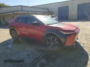 ✅ 2024 Toyota bZ4X XLE • VIN: JTMABACA0RA053717 • Lot: 86874945. Wystawiony na Copart z przebiegiem 8 070 mil. Bezpłatny archiwum sprzedaży aukcyjnych z USA i szczegółowy raport historii pojazdu na DreamBid. Zdjęcie 4.