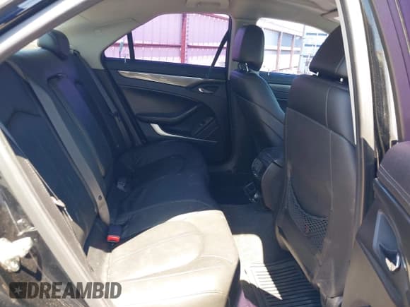 ✅ 2011 Cadillac CTS • VIN: 1G6DC5EY3B0136567 • Lot: 43008701. Wystawiony na IAAI z przebiegiem 160 799 mil. Bezpłatny archiwum sprzedaży aukcyjnych z USA i szczegółowy raport historii pojazdu na DreamBid. Zdjęcie 8.