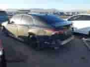 2021 Toyota Camry Hybrid XSE с VIN 4T1K31AK0MU553439, выставлен на аукционе IAAI как лот 41558012 с пробегом 105 943 миль миль и . История ставок и продаж доступна на DreamBid. Изображение 3.