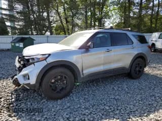 ✅ 2024 Ford Explorer Timberline • VIN: 1FMSK8JH2RGA21731 • Lot: 56638955. Wystawiony na Copart z przebiegiem 6 977 mil. Bezpłatny archiwum sprzedaży aukcyjnych z USA i szczegółowy raport historii pojazdu na DreamBid. Zdjęcie 1.