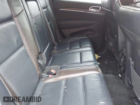 ✅ 2015 Jeep Grand Cherokee Overland • VIN: 1C4RJFCG7FC754178 • Lot: 41554947. Listed on IAAI with 164,413 mi. Free auction sales archive from the USA and detailed vehicle history report at DreamBid. Image 8.