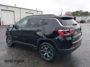 ✅ 2025 Jeep Compass Limited • VIN: 3C4NJDCN8ST502293 • Lot: 43639204. Listed on IAAI with 5,786 mi. Free auction sales archive from the USA and detailed vehicle history report at DreamBid. Image 3.