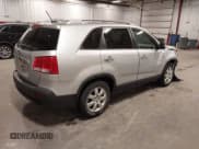 ✅ 2012 Kia Sorento LX • VIN: 5XYKT3A62CG187809 • Лот: 43611491. Опубликован ранее на IAAI с пробегом 36 938 миль. Бесплатный доступ к архиву аукционных продаж из США и подробный отчёт об истории автомобиля на DreamBid. Изображение 4.