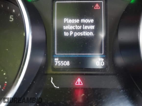 ✅ 2021 Volkswagen Tiguan SE • VIN: 3VV2B7AX1MM070358 • Lot: 41583397. Wystawiony na IAAI z przebiegiem 75 508 mil. Bezpłatny archiwum sprzedaży aukcyjnych z USA i szczegółowy raport historii pojazdu na DreamBid. Zdjęcie 14.