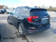 ✅ 2020 GMC Terrain SLE • VIN: 3GKALMEV2LL305888 • Lot: 43649924. Wystawiony na IAAI z przebiegiem 63 740 mil. Bezpłatny archiwum sprzedaży aukcyjnych z USA i szczegółowy raport historii pojazdu na DreamBid. Zdjęcie 3.