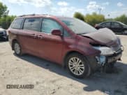 ✅ 2016 Toyota Sienna XLE • VIN: 5TDYK3DC5GS710425 • Lot: 84276595. Listed on Copart with 71,645 mi. Free auction sales archive from the USA and detailed vehicle history report at DreamBid. Image 4.
